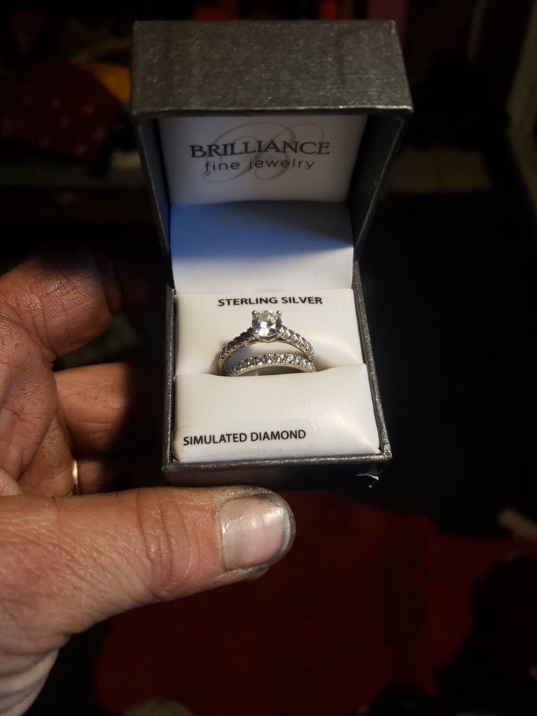 Engagement Set