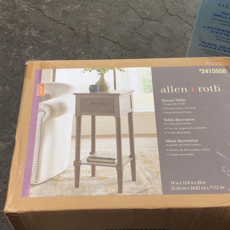 Allen Roth Vintage Ash Wood End Table for Sale in North Las Vegas