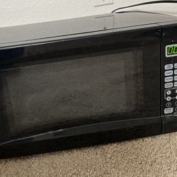MICROWAVE (Like New)