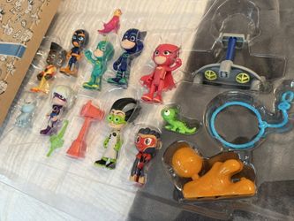 PJ Masks Hasbro Deluxe Figure set