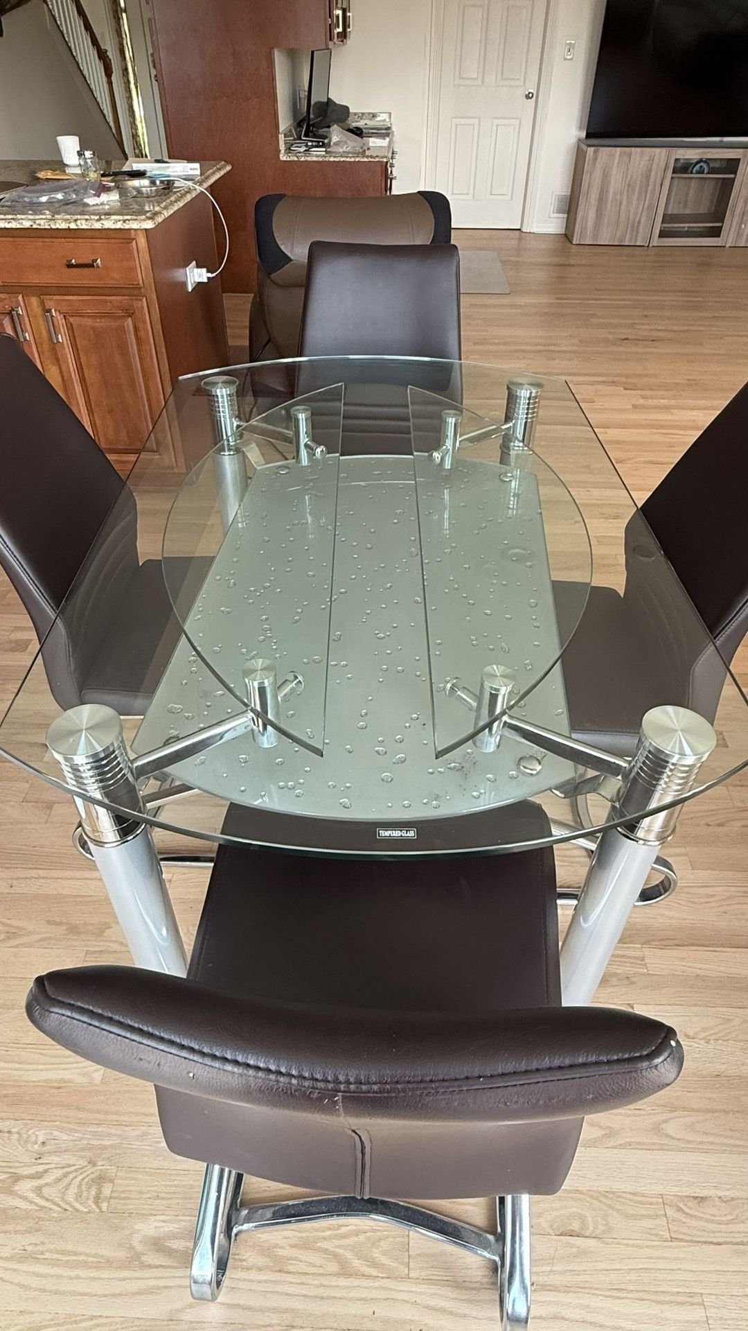 Designer Extendable Dinning Table Set