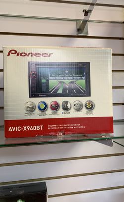 Pioneer multimedia navigation receiver with Bluetooth