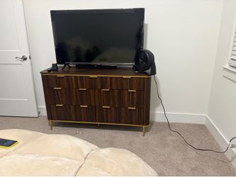 Modern “6” Drawer Dresser