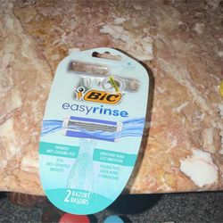 BIC EasyRinse 4-Blade Women's Disposable Razors 2 Pack Pivoting Head