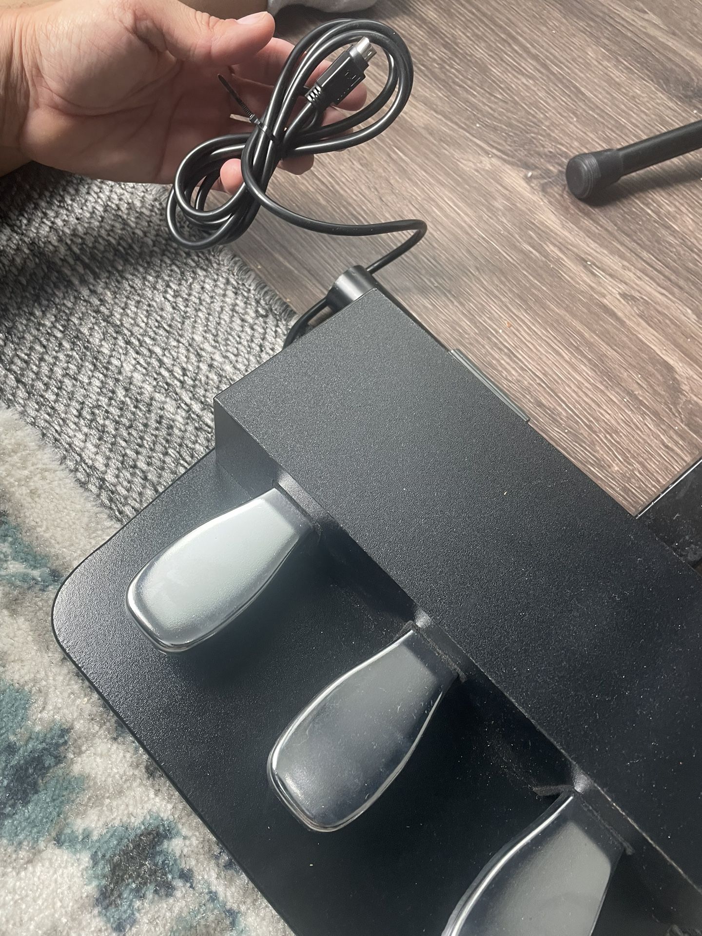 Portable 3-Pedal Unit for Electric Piano Keyboards, Soft Sustain & Damper Pedal, Non-Slip 3-Pedal Board Compatible with Yamaha P125 P121 Keyboards