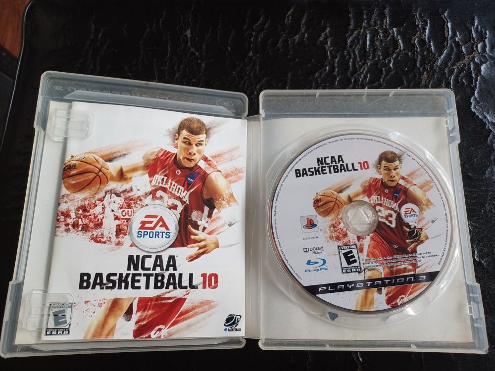 NCAA BASKETBALL 2010 COMPLETE IN ORIGINAL CASE AND BOOKLET PS3 GAME $60 FINAL PRICE