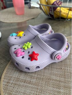 baby girl crocs