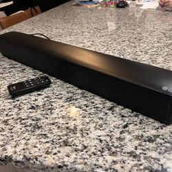 LG Soundbar with Remote! Music