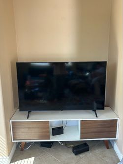 55 inch LG Smart TV