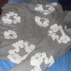 Grey denim tears Hoodie- M