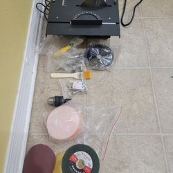 Multifunctional Mini Table Saw Machine.