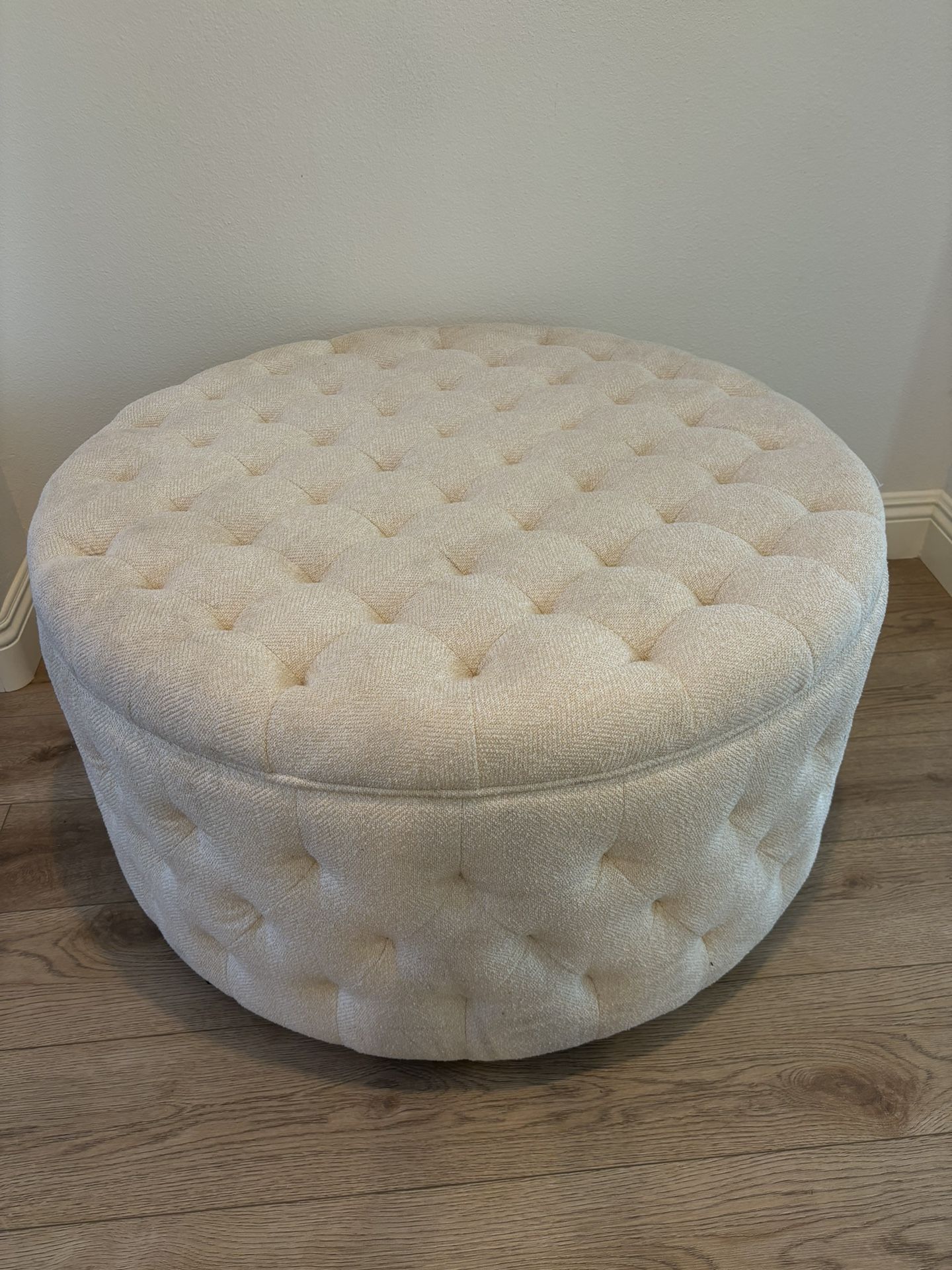 Round Tufted Ottoman