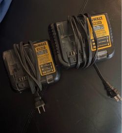 DeWalt 12V/20V Lithium Ion Battery Chargers (2)