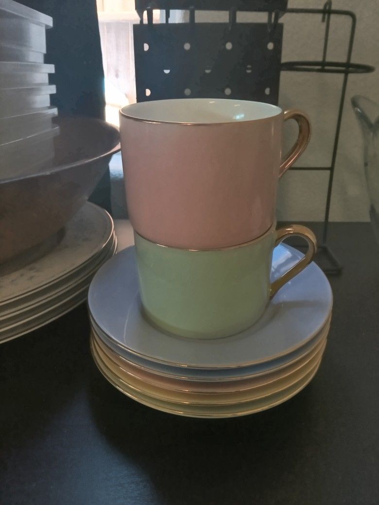 Cups With Small Plates
