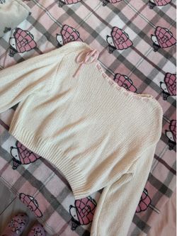 Hollister bow sweater