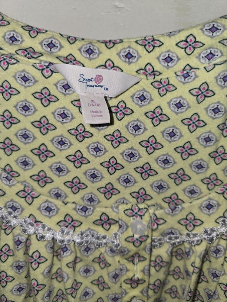XL Womens Nightgown
