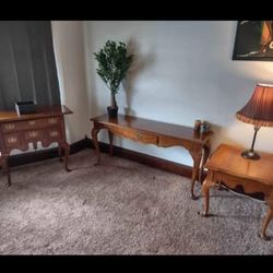 Sofa Table / Low Boy And Lamp Table Thomasville Queen Anne Furniture