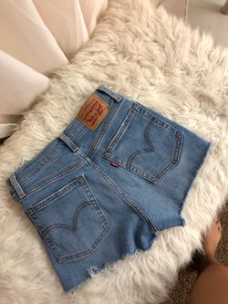 Levi shorts