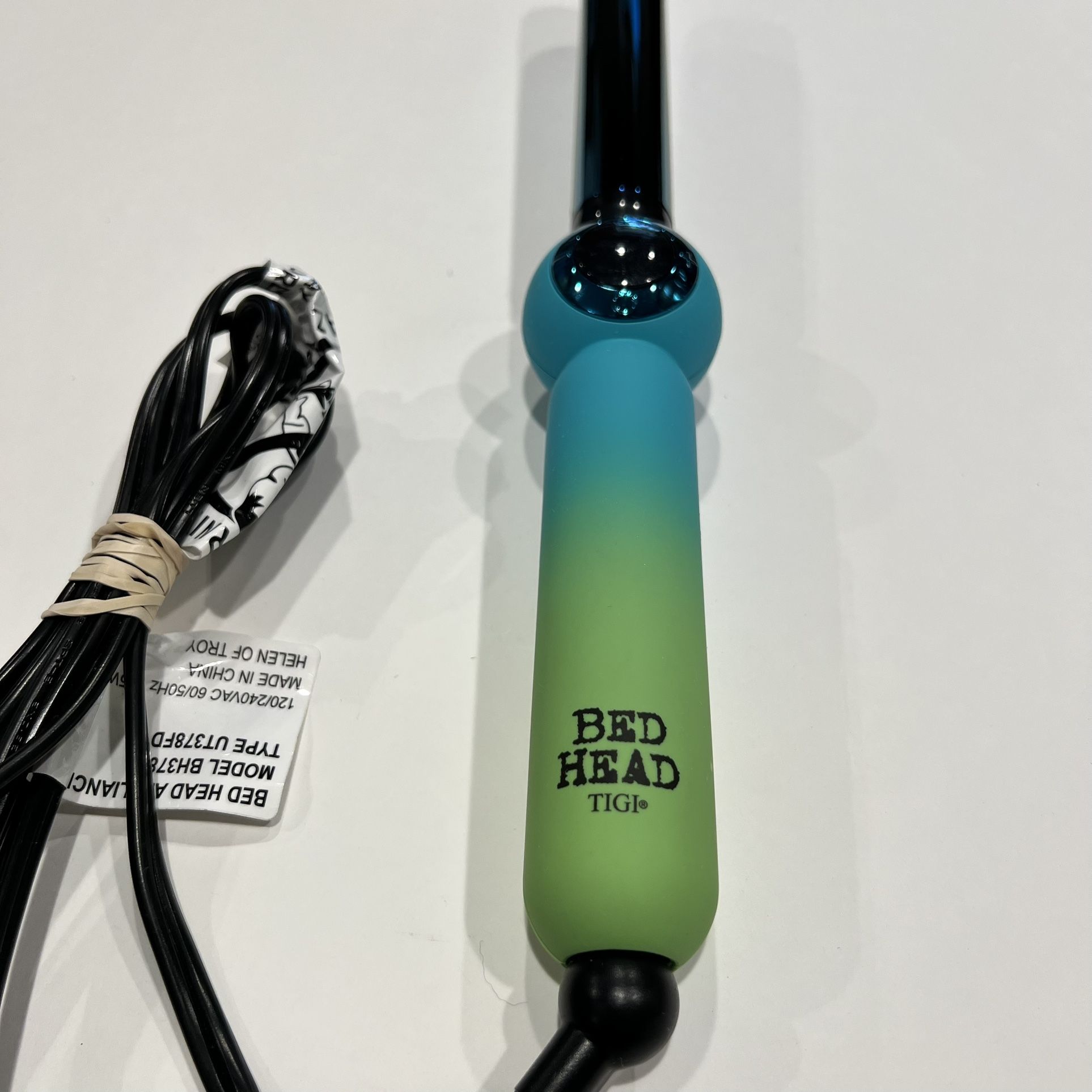 Bed Head curling iron/ Wand- Gently Used