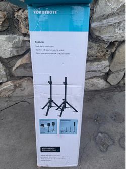 Speaker stand