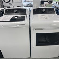 White Top load washer and dryer set