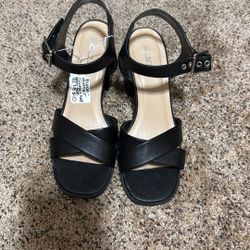 Soda Black Scrappy Heels