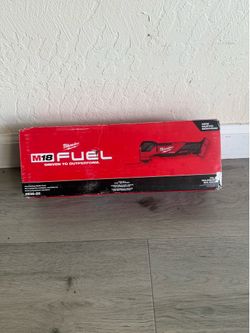 Milwaukee M18 FUEL 18V Lithium-Ion Cordless Brushless Oscillating Multi-Tool (Tool-Only)