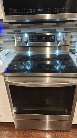 LG 5 Burner Electric Range