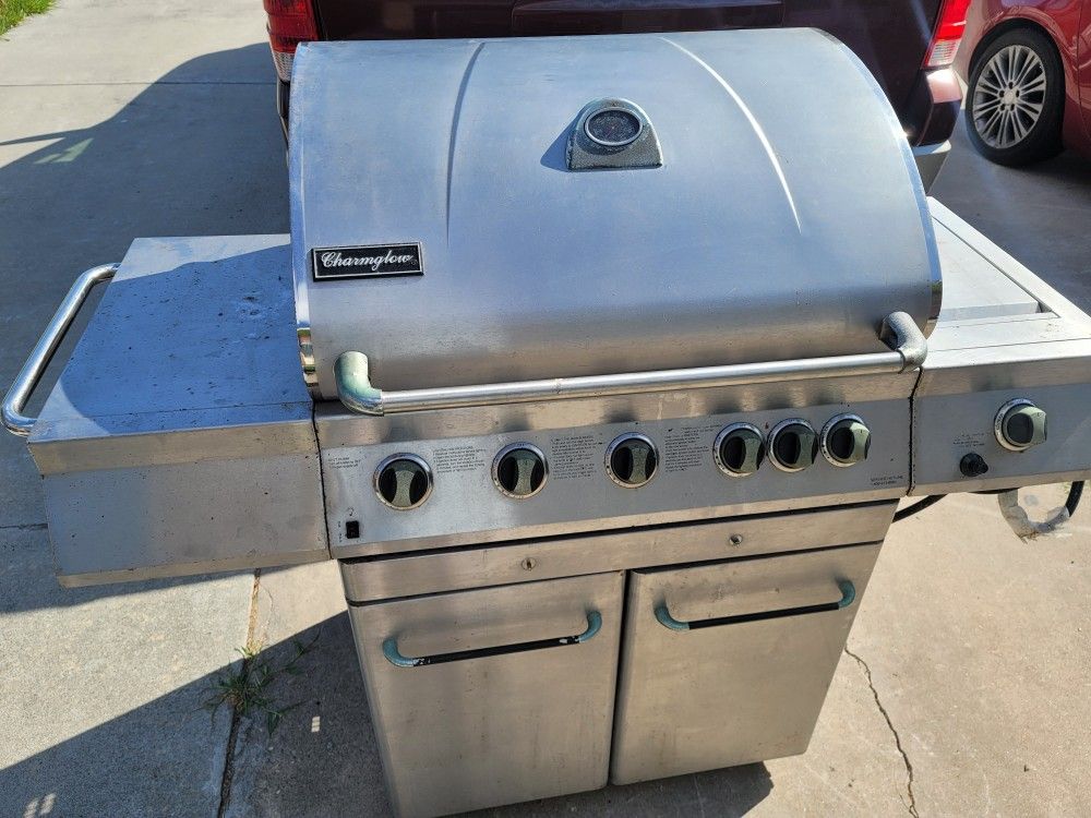 Charmglow Gas Grill for Sale in Corp Christi, TX OfferUp