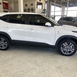 2022 Kia Seltos LX AWD