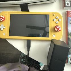 Nintendo Switch Lite ONLY 