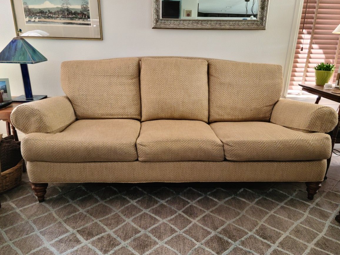 Ethan Allen Couch for Sale in Oceanside, CA OfferUp