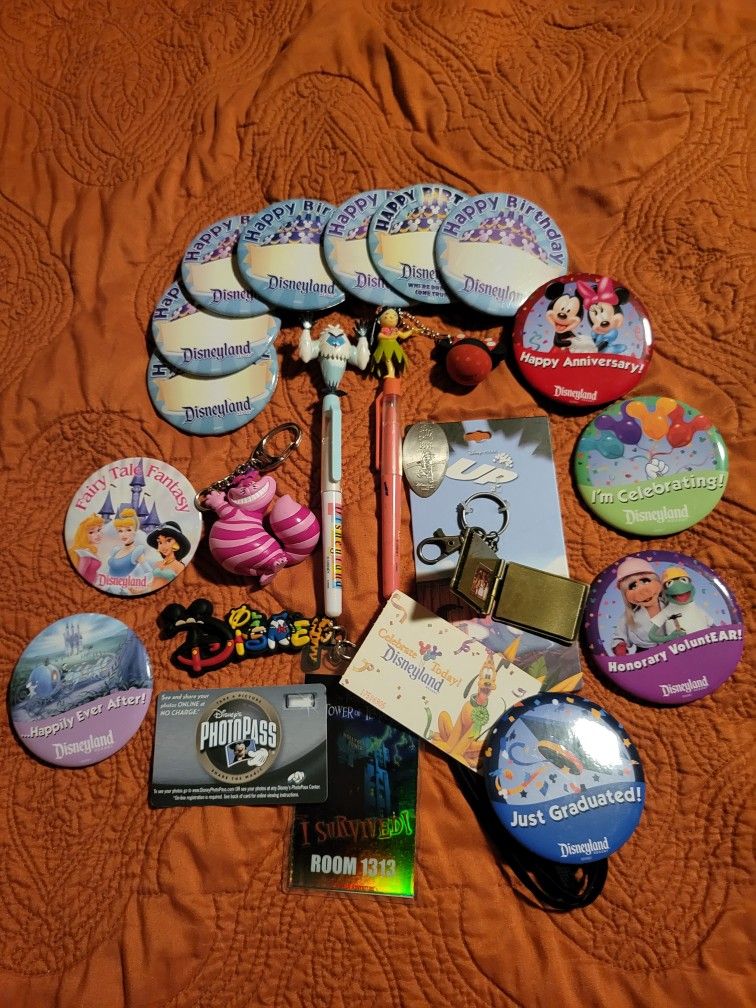 Disney Lot Memorabilia 