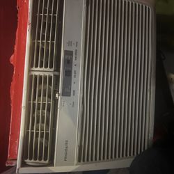 Frigidaire Air conditioner 