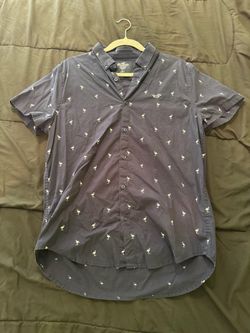 Men’s Hollister Epic Flex Stretch Flamingo Button-Up Shirt – Large – Navy Blue