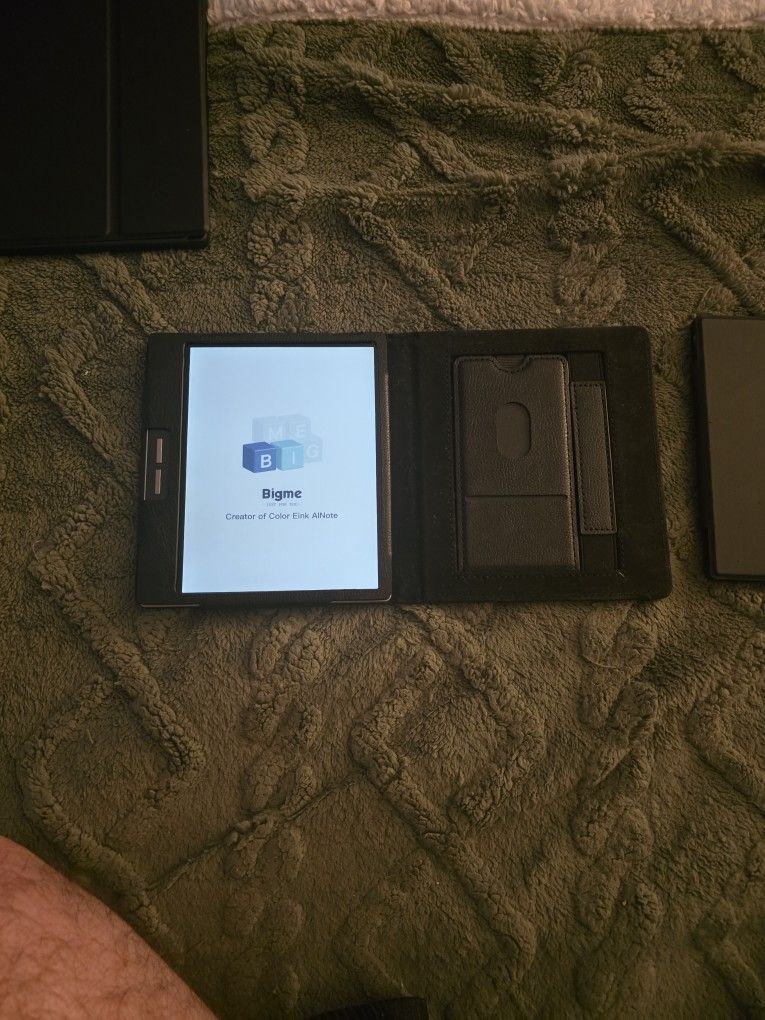 Bigme B571c 6" Color E-ink Tablet w/ Extra Case