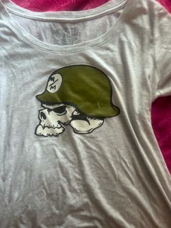 Metal Mulisha Skull Graphic T-Shirt xl off the shoulder