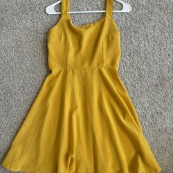Yellow Short Sleeve Dress