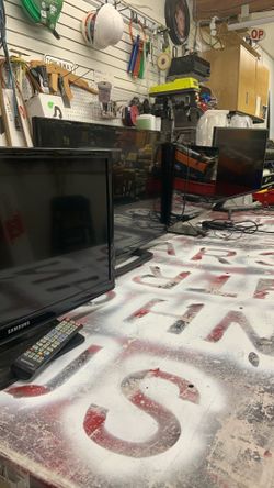 Monitors And TV’s