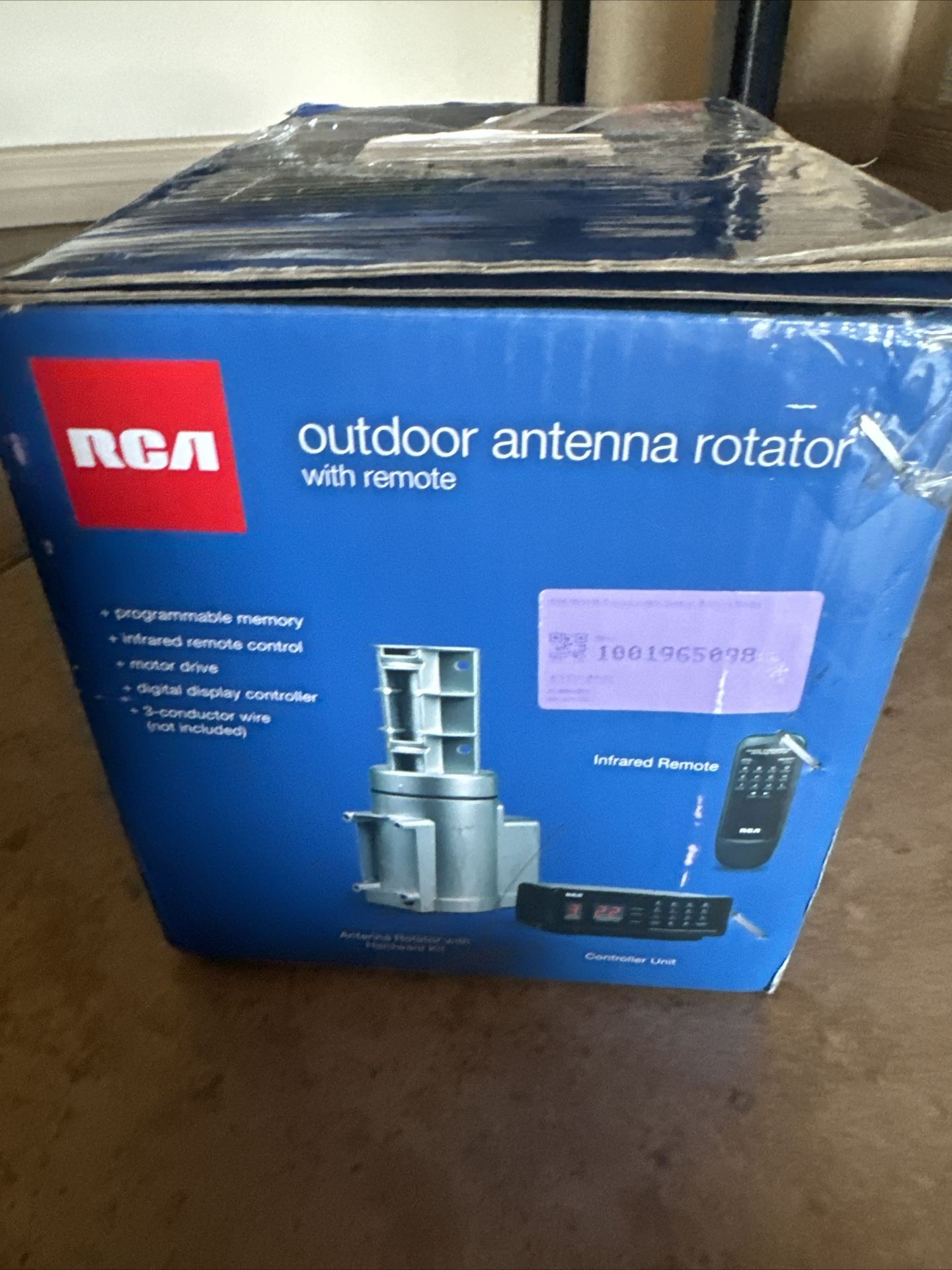 RCA Outdoor Rotator with Remote and Automatic Programmable Antenna