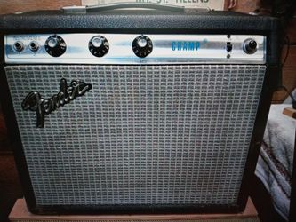 1976 Fender Champ silver face