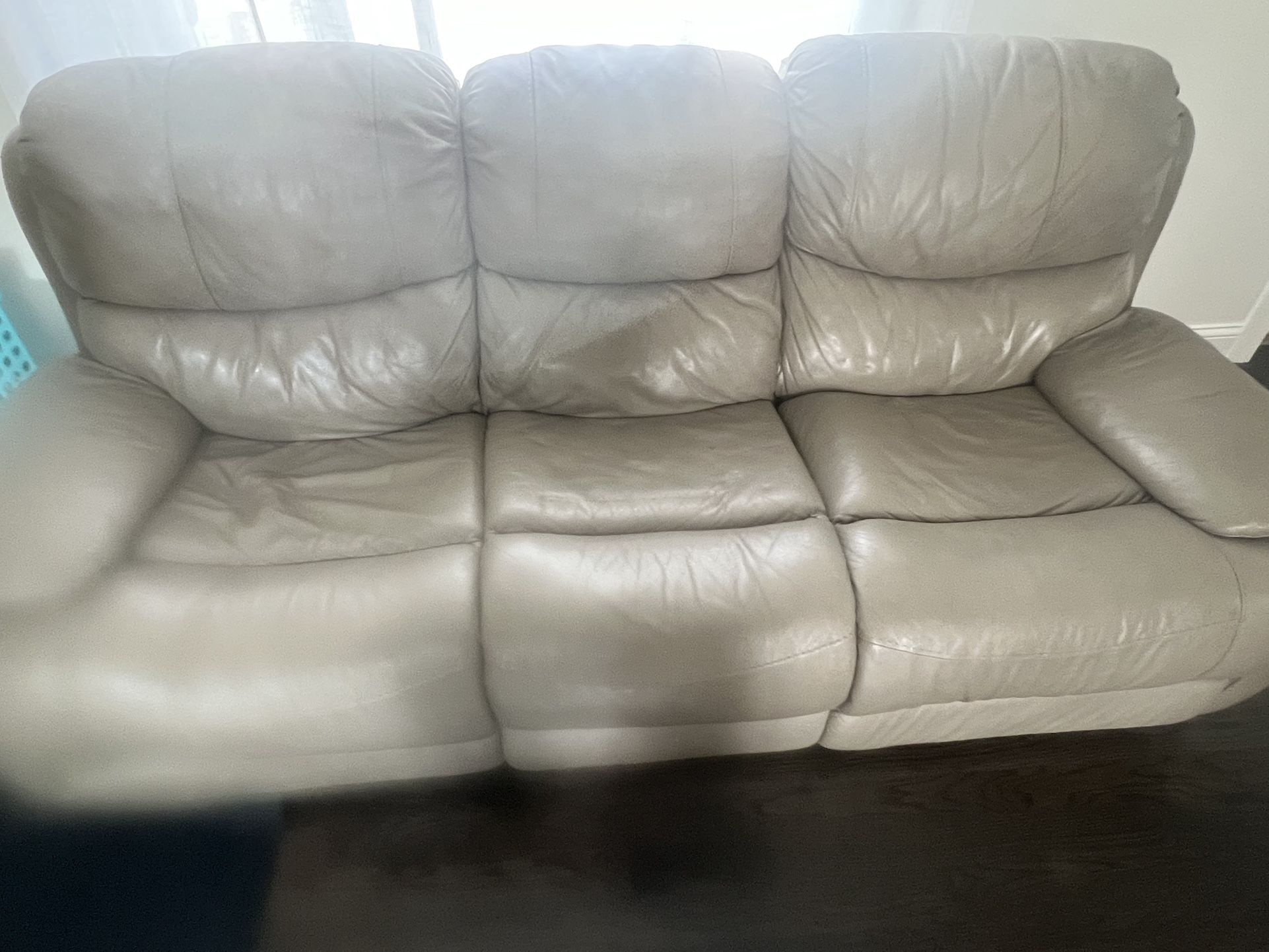 Leather Sofa with 2 recliners