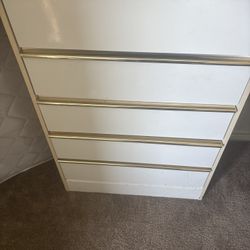 Dresser Pick Up Only