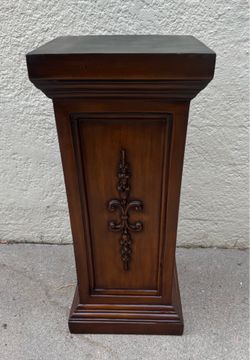 Pedestal Table for Plant or Lamp  - 11x11x24”