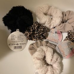 Scunci Hair Scrunchies 2pack - Hair Accessories