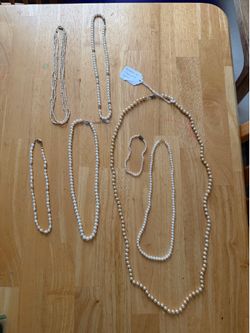 4 14K & Pearl Necklaces, 2 Sterling Silver & Pearl Necklaces & 1 Sterling Silver & Pearl Bracelet