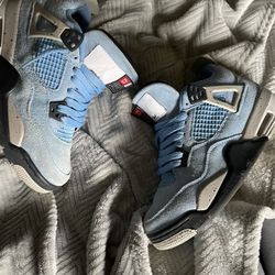 Jordan 4 