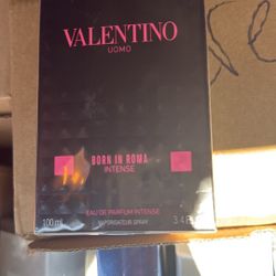 Valentino Cologne 
