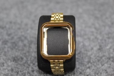 Gold Tone Metal Apple Watch Band, Model Unknown