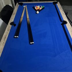 Pool table